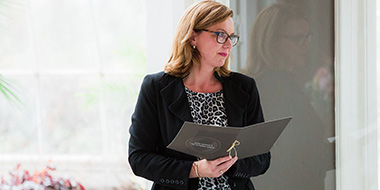 Rouwen, rouwceremonie - Pauline Suidgeest Ceremoniespreker Rouwen, rouwceremonie, afscheidsceremonie, rouwtoespraak - Pauline Suidgeest Ceremoniespreker